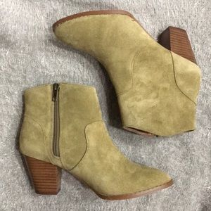 UO Westie Suede Ankle Boot in Olive Victorian Sage